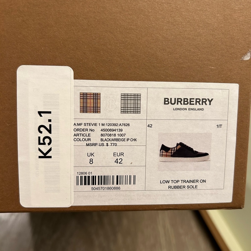 Burberry Men's Black and Tan Sneakers - Picture 2 of 9